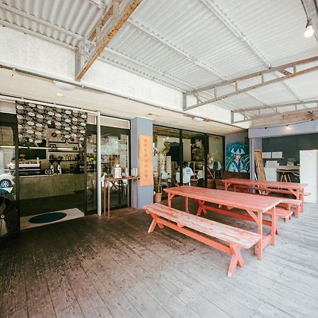 Aien Coffee & Hostel Chatan Exterior foto